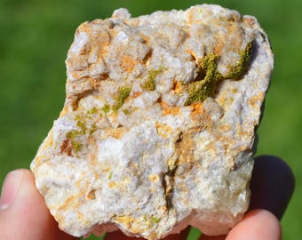 Pyromorphite & Fluorite 380 grams - Chaillac Mine, Chaillac, Indre, Centre-Val de Loire, France
