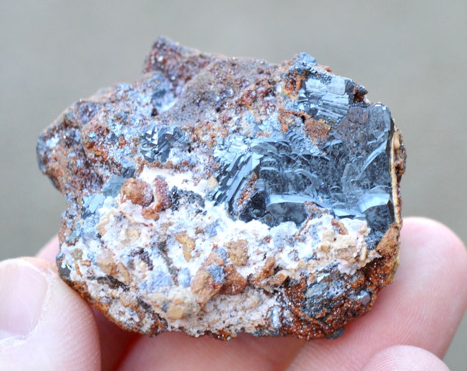 Garnet var. Almandin & Hematite 103 grams - N'Chwaning II Mine, Kuruman, Kalahari manganese field, Northern Cape, South Africa