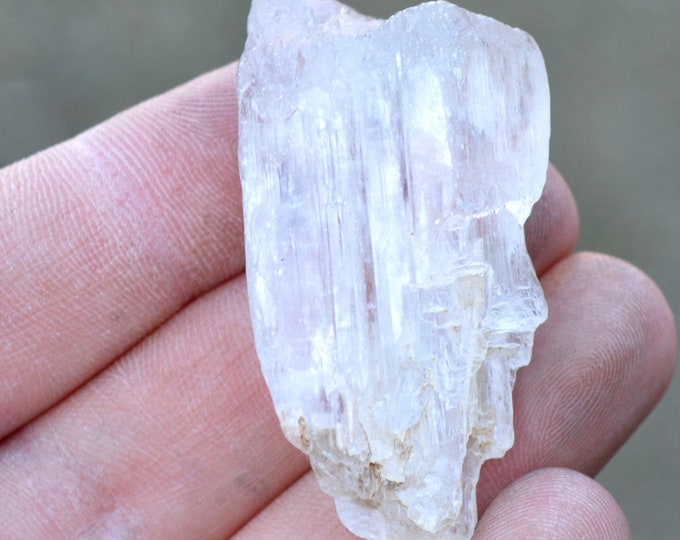 Spodumene var. Kunzite 40 grams - Gilgit-Baltistan, Pakistan