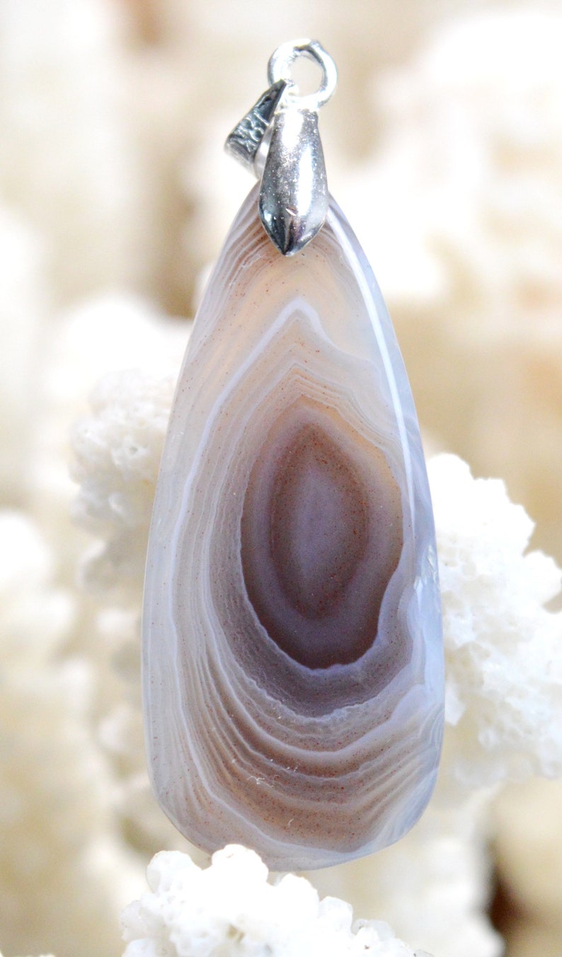 Agate 26 carats pendentif cabochon pierre naturelle Botswana Ref AT33