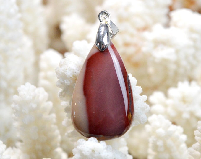Mookaite 34 carat - natural stone cabochon pendant - Australia / EQ56