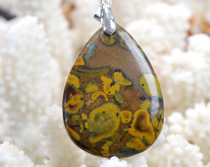 84 carat "Bamboo" Jasper - natural stone cabochon pendant - Indonesia // EA3