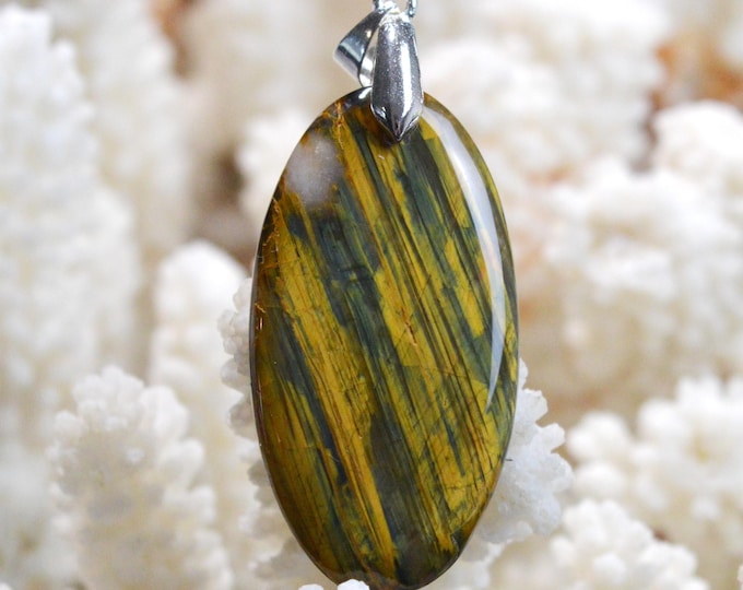 Pietersite var. Nellite - 40 carats - natural stone cabochon pendant - Namibia / FR79