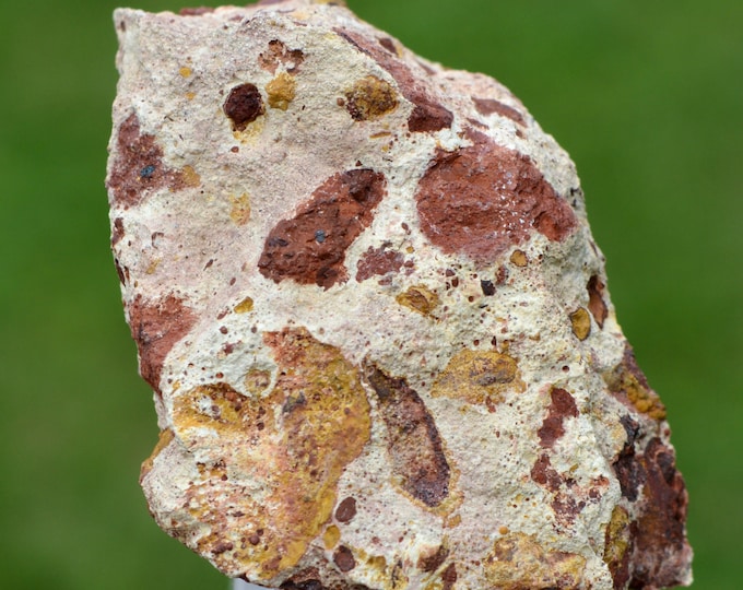 Nodular bauxite, 118 grams - Loupian, Montpellier, Hérault, Occitanie, France
