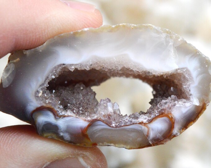 Quartz & Chalcedony Agate "Geodinhos" 34 grams - Barros Cassal, Rio Grande do Sul, Brazil