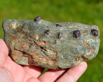 Almandine Garnet & Micashite 464 grams - Zillertal, Tyrol, Austria