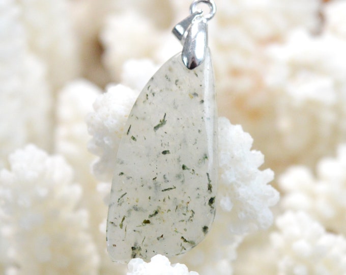 22 Carat Epidote Quartz - Natural Gemstone Cabochon Pendant - China // DR68
