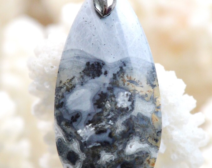 28 carat Maligano Jasper - natural stone cabochon pendant - Indonesia // REF AL82
