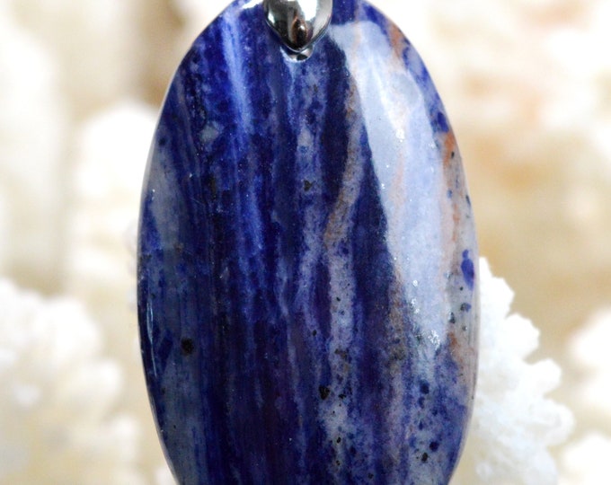 Sodalite 38 carats - natural stone cabochon pendant - Namibia // Ref AV6