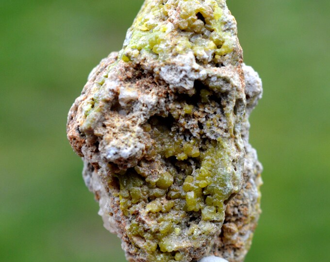Pyromorphite 121 grams - Asprières, Aveyron, Occitanie, France