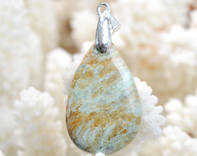 Turquoise 32 carats - pendentif cabochon pierre naturelle - Madagascar // DM46