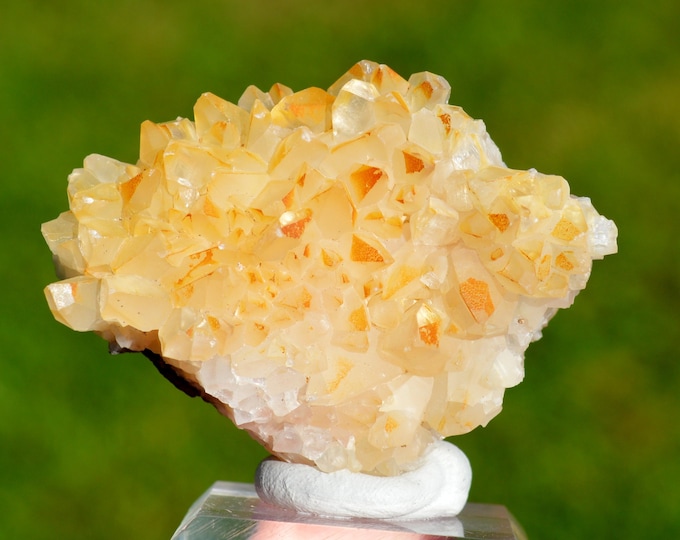 Calcite 78 grams - Limestone quarry, Limont-Fontaine, Maubeuge, Avesnes-sur-Helpe, Nord, Hauts-de-France, France