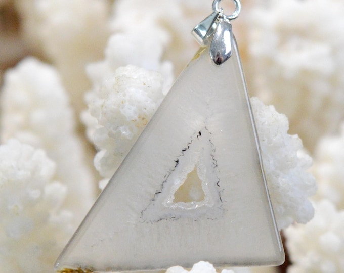 Agate Polyedrique 24 carats - pendentif pierre naturelle - Brésil / FW1