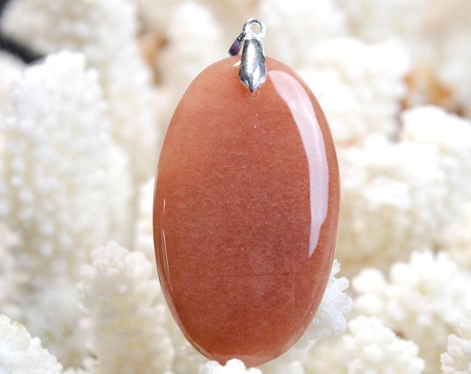 65 carat red aventurine - natural stone cabochon pendant - Canada / EG14
