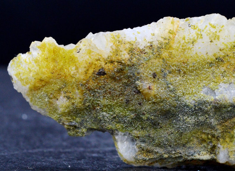 Darmstadt Emilie II Mine Weilrod Pyromorphite Germany Hochtaunuskreis 37 grams Quartz Hesse Altweilnau