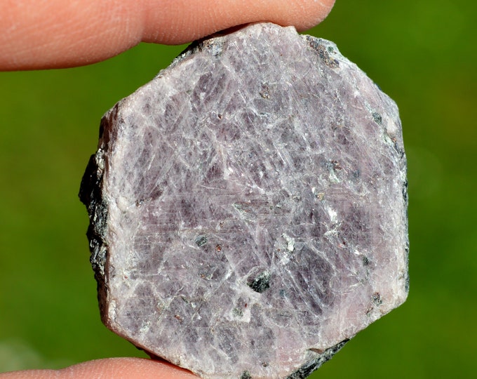 Corundum var. ruby 69 grams - Gogogogo, Ampanihy, Atsimo-Andrefana, Madagascar