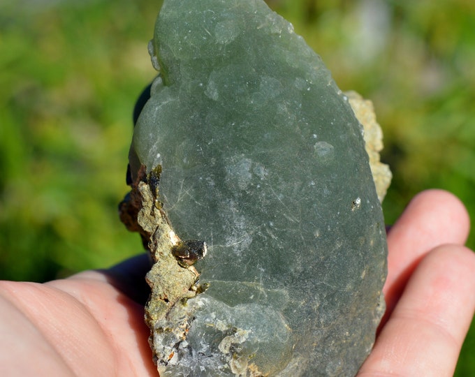 Prehnite & Epidote 616 grams - Bafoulabé Circle, Kayes Region, Mali