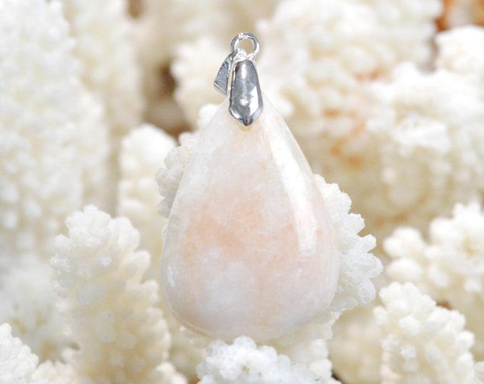 41 carat Beryl - Natural stone cabochon pendant - Brazil / DZ94