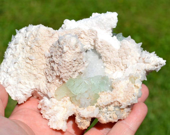 Fluorite & calcite 430 grams - Ruyuan Co., Shaoguan, Guangdong, China