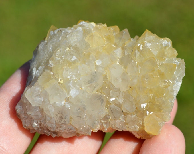 Quartz 96 grams - L'Argentolle, Saint-Prix, Autun, Saône-et-Loire, Burgundy-Franche-Comté, France