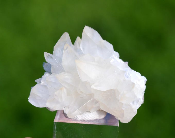 Calcite 17 grams - Limestone quarry, Limont-Fontaine, Maubeuge, Avesnes-sur-Helpe, Nord, Hauts-de-France, France