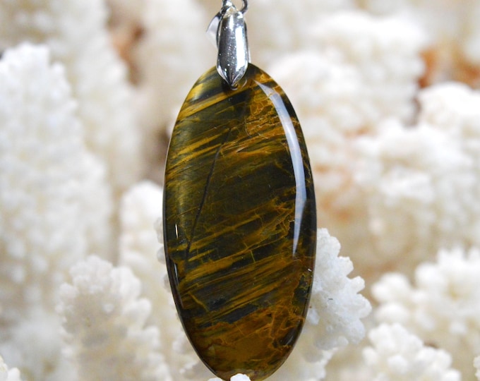 Pietersite var. Nellite - 43 carats - natural stone cabochon pendant - Namibia / FR81