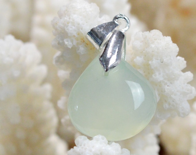 16 carat chalcedony - natural stone cabochon pendant - Türkiye / EB4