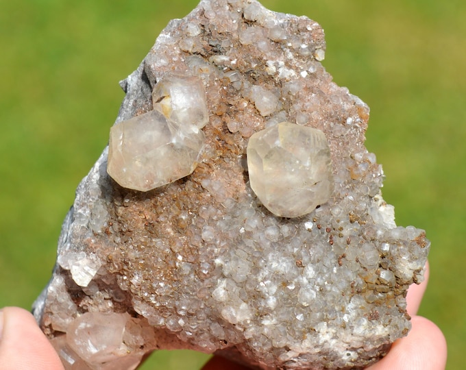 Calcite 347 grams - Quarry cemetery, Seilles, Andenne, Namur, Wallonia, Belgium