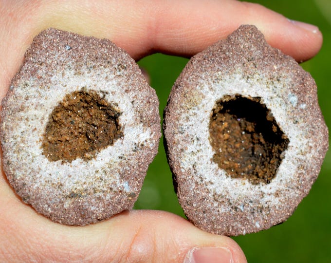 Sandstone & Quartz Geode 119 grams - Remiremont, Épinal, Vosges, Grand Est, France