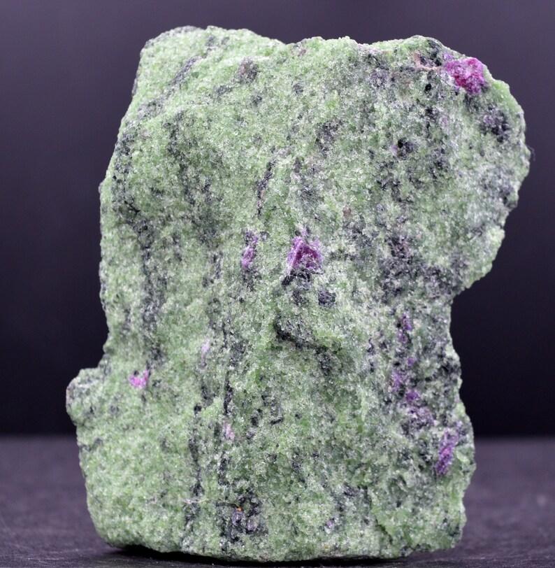 Rubis Zoisite 339 grams Arusha Region Tanzania Longido