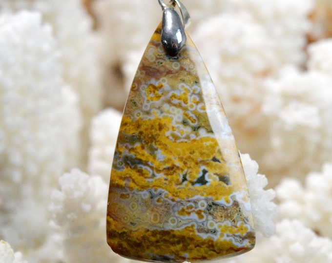 58-carat Orbicular Jasper - Natural Stone Cabochon Pendant - Madagascar / FZ34