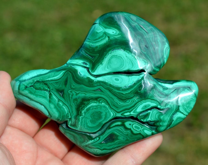 Polished Malachite 367 grams - Lubumbashi, Haut-Katanga, DR Congo
