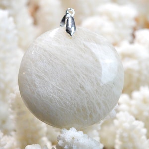 Pendentif En Pierre De Lune Naturelle De 91 Carats - Cabochon Madagascar - Bijou Neuf Avec étiquette