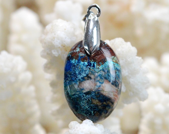 Shattuckite & Goethite 23 carats - natural stone cabochon pendant - Opuwo Rural, Kunene Region, Namibia / FO31