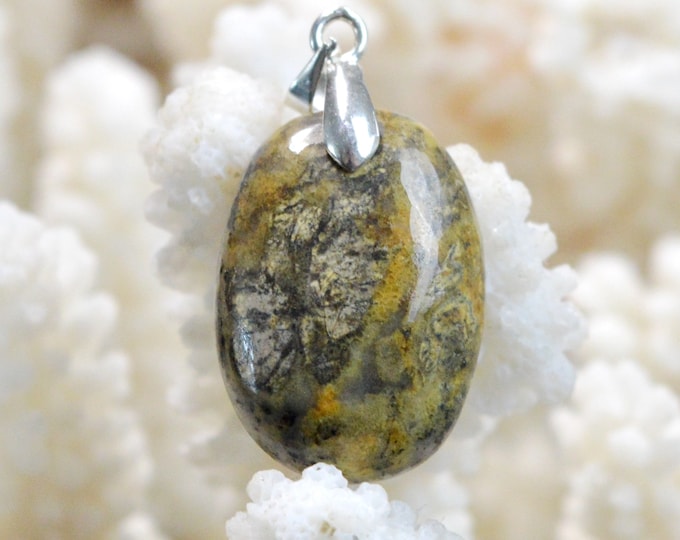 20 carat Spessartine garnet - natural stone cabochon pendant - Italy / FM8 - RARE