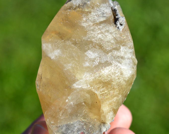 Calcite 96 grams - Glageon, Avesnes-sur-Helpe, Nord, Hauts-de-France, France
