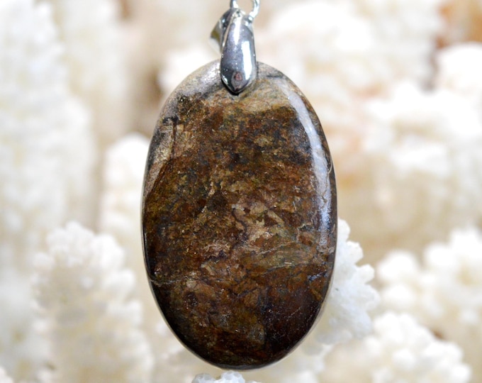 Bronzite 69 carat - natural stone cabochon pendant - USA / FQ84