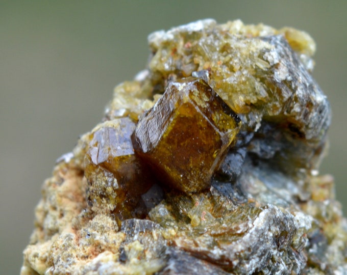 Grossular garnet & Chlinochlore 55 grams - Sandaré, Sandaré Commune, Nioro du Sahel Cercle, Kayes Region, Mali