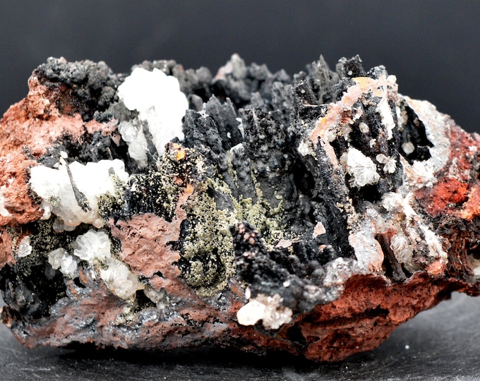 Hemimorphite on goethite - 298 grams - Ojuela Mine, Durango, Mexico