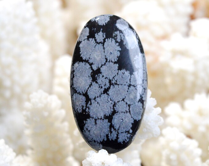Obsidian Snowflake 43 carats - natural stone cabochon - USA / EL90