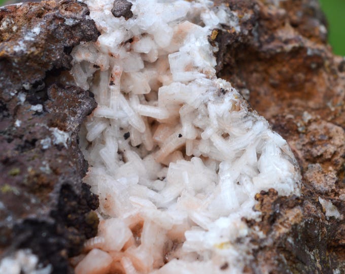 Baryte 304 grams - Les Redoutières Mine, Chaillac Mines, Chaillac, Le Blanc, Indre, Centre-Val de Loire, France