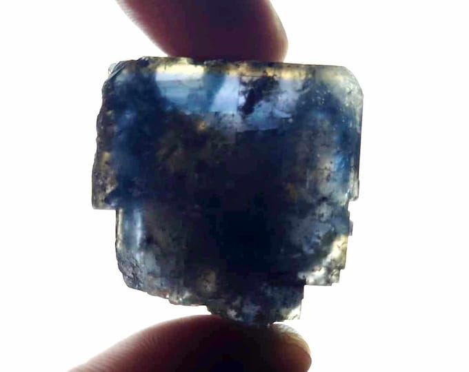 Fluorite 52 grams - Valzergues, Villefranche-de-Rouergue, Aveyron, Occitanie, France