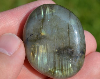 Pebble - Labradorite - Madagascar - 1 piece