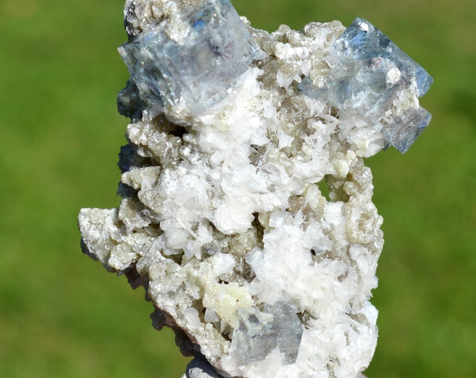 Fluorite & Muscovite Barite 139 grams - Yaogangxian Mine, Yaogangxian W-Sn ore field, Yizhang Co., Chenzhou, Hunan, China