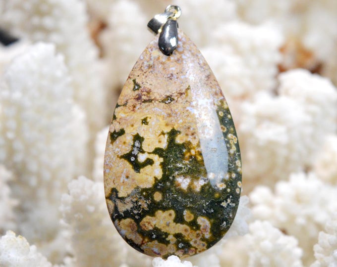 71 carat orbicular jasper - natural stone cabochon pendant - Madagascar / FZ30
