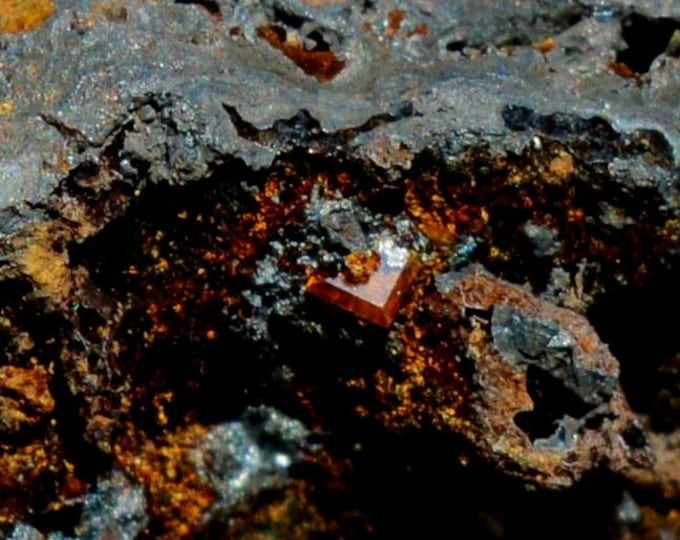 Wulfenite & Cerussite Goethite 18 grams - Adami Mine No. 2, Plaka Mines, Lavrion mining district, Lavreotiki, East Attica, Attica, Greece
