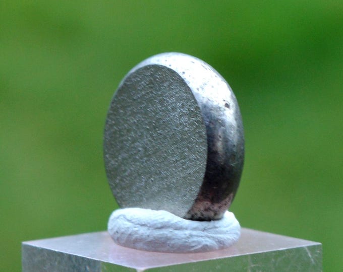 Nickel 8.9 grams - 99.9% - Chemical element - Periodic table