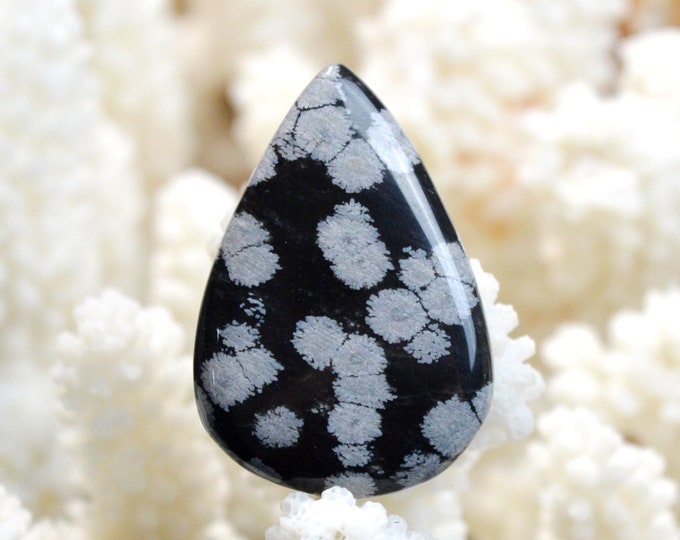 Obsidian Snowflake 39 carats - natural stone cabochon - USA / EL97