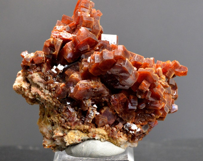 Vanadinite 435 grams - Mibladen, Aït Oufella Caïdat, Midelt Circle, Midelt Province, Drâa-Tafilalet Region, Morocco