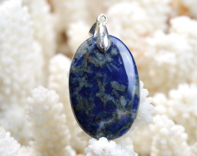 Sodalite 37 carats - natural stone cabochon pendant - Namibia / EN46